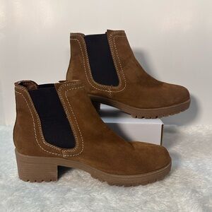ASOS Brown Ankle Boots with Chunky Heel and Elastic Panels 🤎🤎